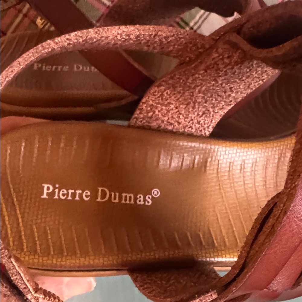 Pierre Dumas Women's Tan Woven Sandals - Picture 4 of 7